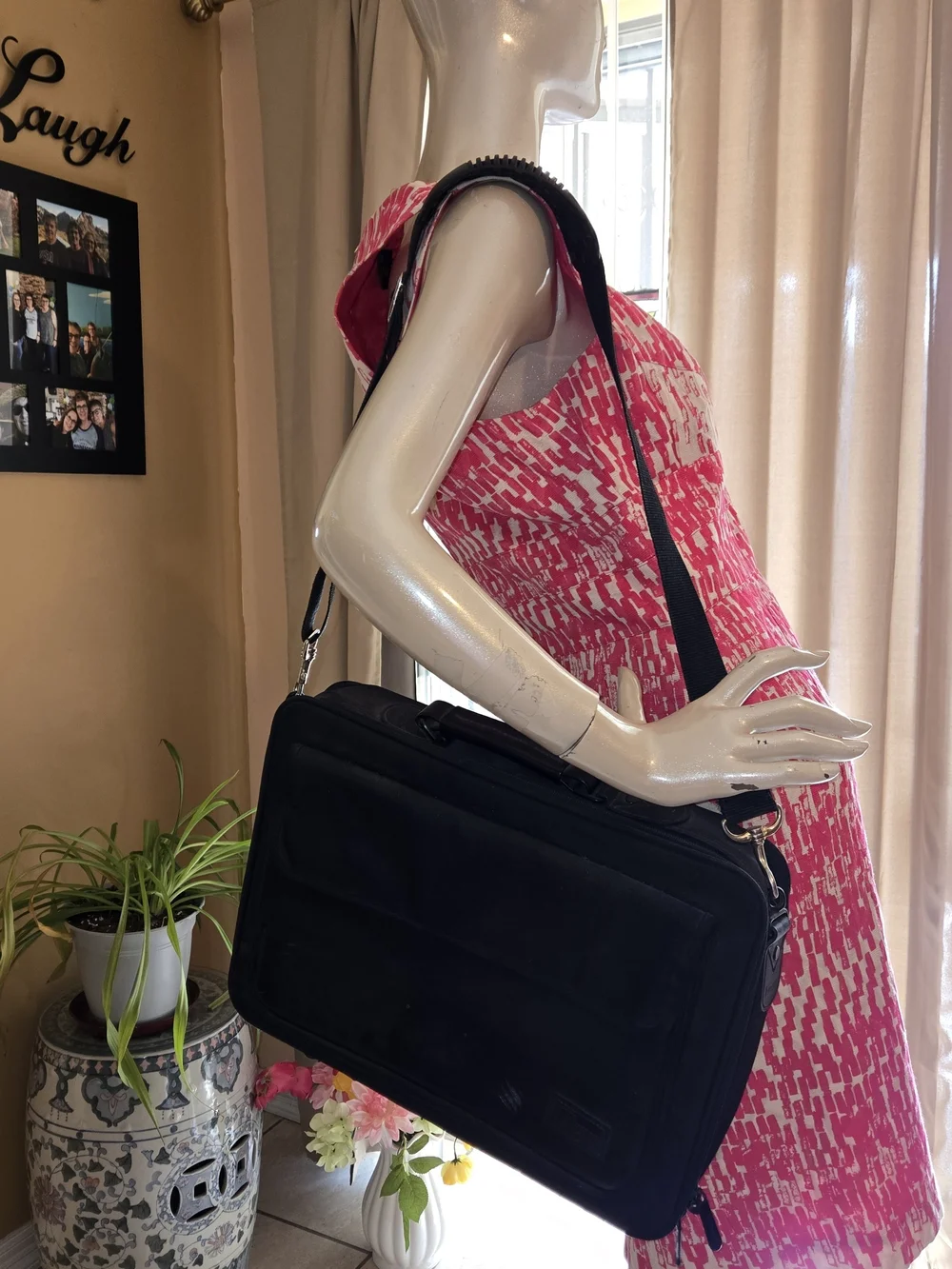 Targus Black Padded Laptop Briefcase Shoulder Bag Organizer Case